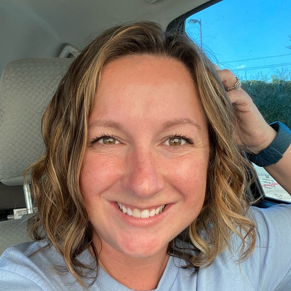 Meet your Posher, Meredith - Picture 5 of 7